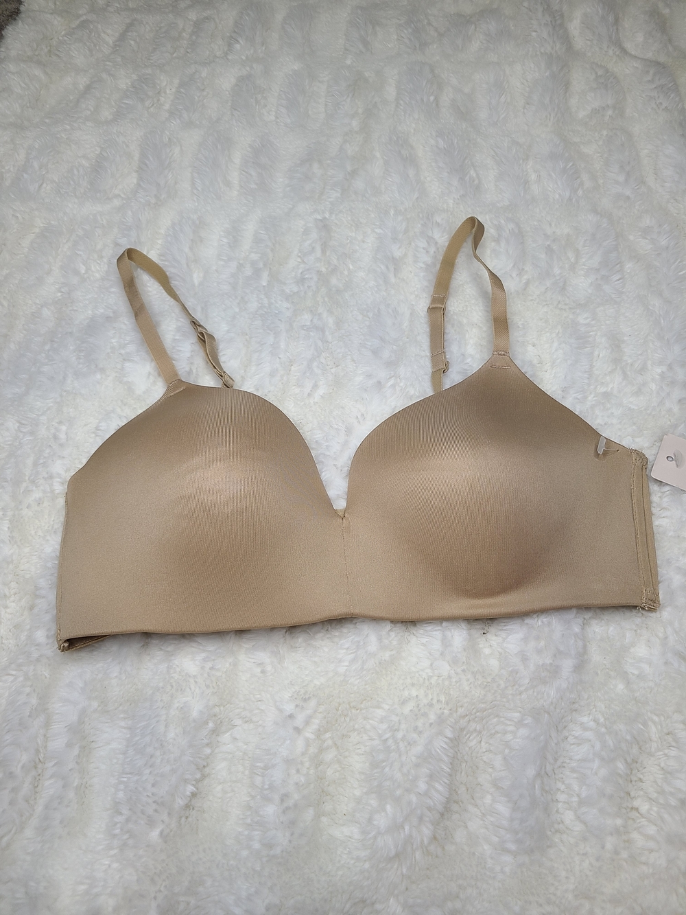 SO Smooth Nude Seamless T-Shirt Bra Size 36B